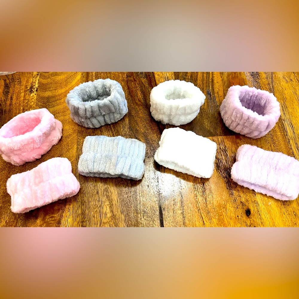 Set of 4 wrist spa sweatbands   New
